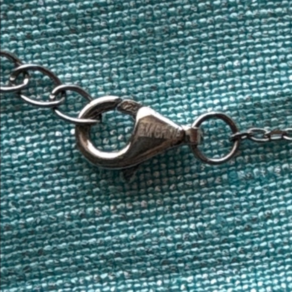 Five Sparkly Butterflies Necklace 925 Sterling 14”-18” long Dainty demure - Picture 6 of 6